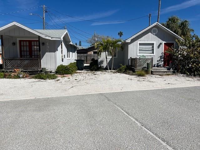 433 137th Avenue Cir, Madeira Beach, FL 33708 - photo 2