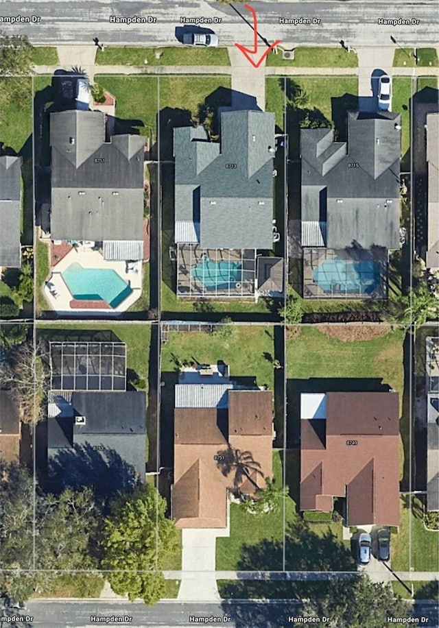 drone / aerial view featuring a residential view