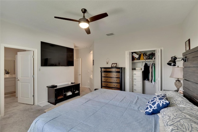 bedroom featuring visible vents, ceiling fan, baseboards, carpet, and a closet