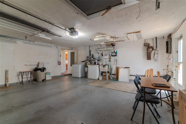 garage featuring washer / dryer