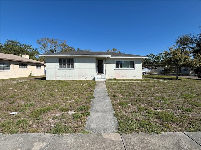 view of front of house with a front yard