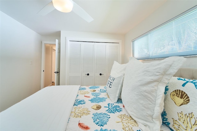 bedroom featuring a closet and ceiling fan