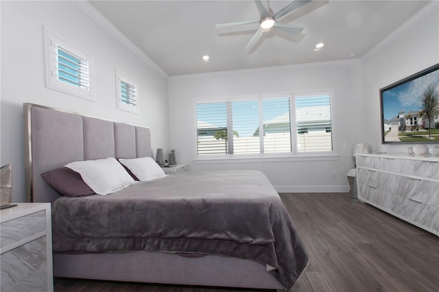 bedroom featuring wood finished floors, baseboards, recessed lighting, ceiling fan, and ornamental molding