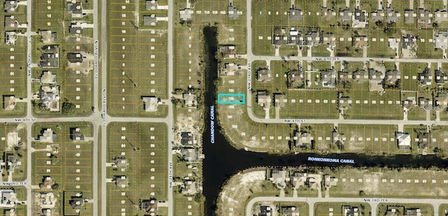 Listing photo 3 for 406 NW 23rd Ave, Cape Coral FL 33993