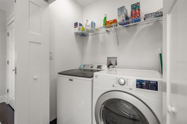 clothes washing area with laundry area and washing machine and dryer