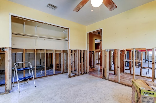 miscellaneous room with a ceiling fan and visible vents