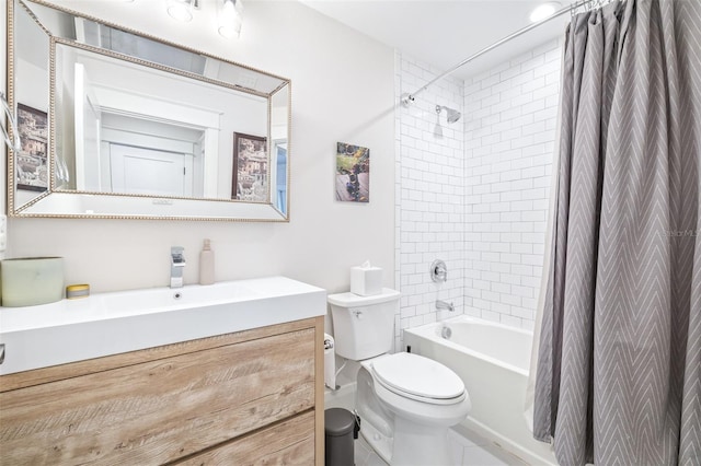 full bath featuring toilet, vanity, and shower / bathtub combination with curtain