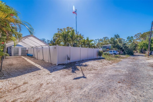 view of yard featuring fence