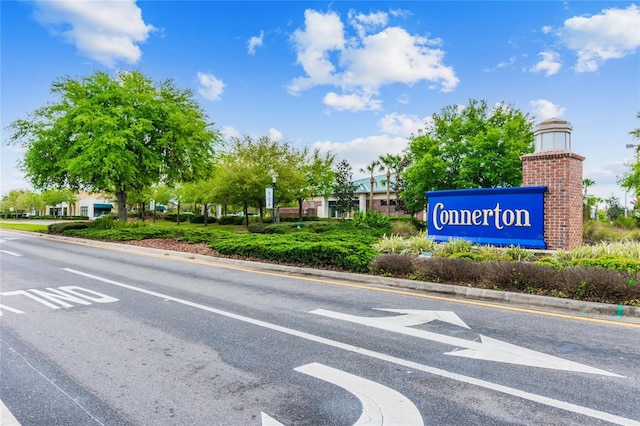 8766 Shadyside Ln, Land O Lakes, FL 34637 - view of asphalt street with curbs