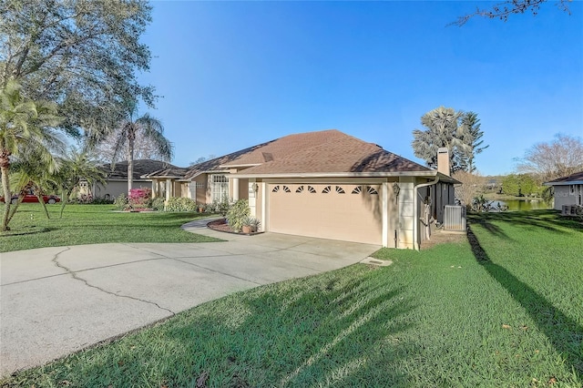 ranch-style house with stucco siding, driveway, a front yard, and a garage