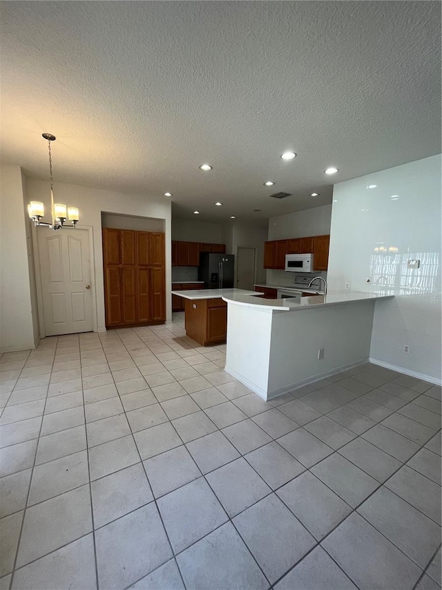 540 Somerhill Dr NE, Saint Petersburg, FL 33716 - photo 10