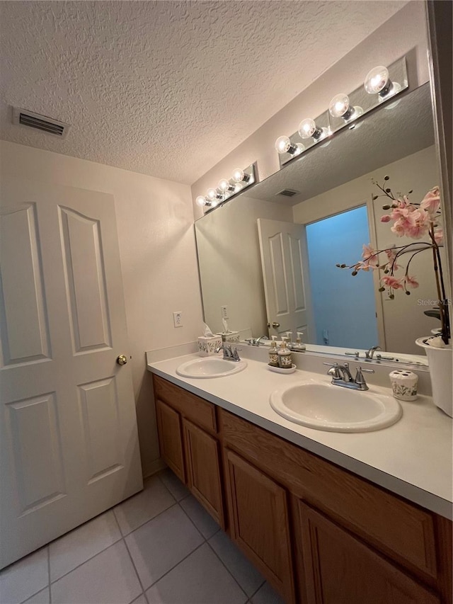 540 Somerhill Dr NE, Saint Petersburg, FL 33716 - photo 14