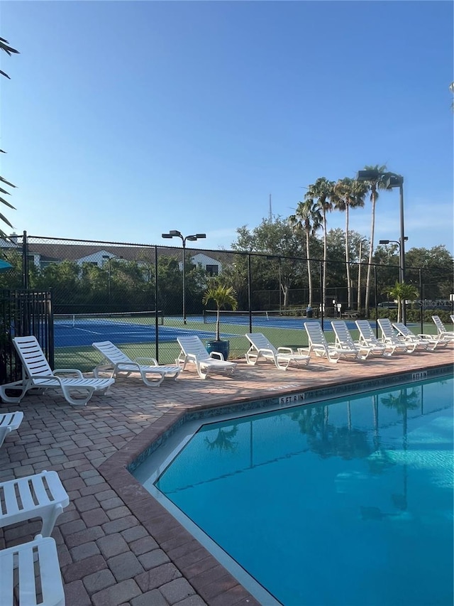 540 Somerhill Dr NE, Saint Petersburg, FL 33716 - photo 34
