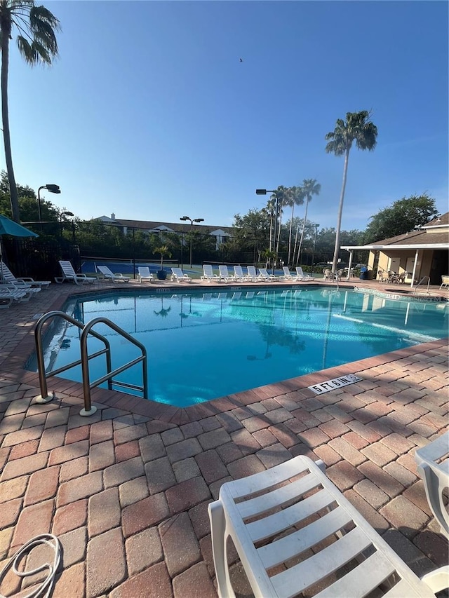 540 Somerhill Dr NE, Saint Petersburg, FL 33716 - photo 36