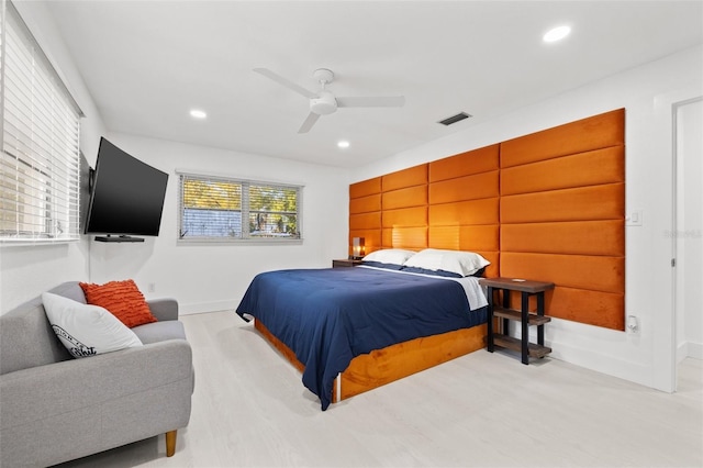 bedroom with visible vents, recessed lighting, baseboards, and ceiling fan