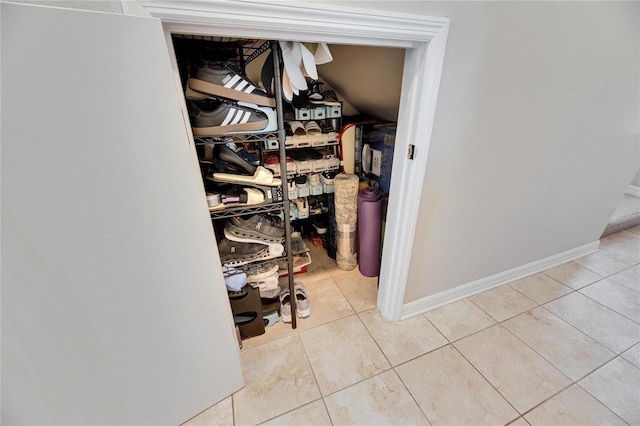 walk in closet featuring tile patterned floors