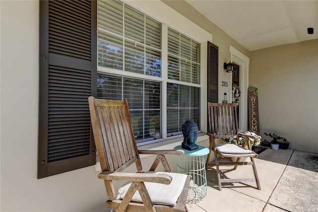 view of patio featuring covered porch