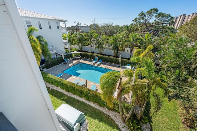 pool with fence