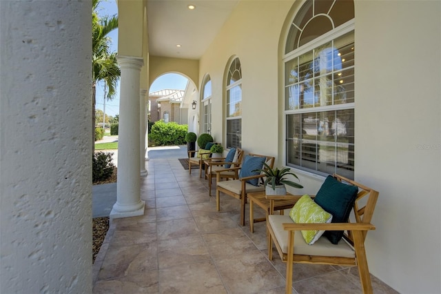 view of patio / terrace with covered porch