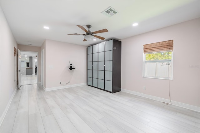 2121 Park St N, Saint Petersburg, FL 33710 - photo 32
