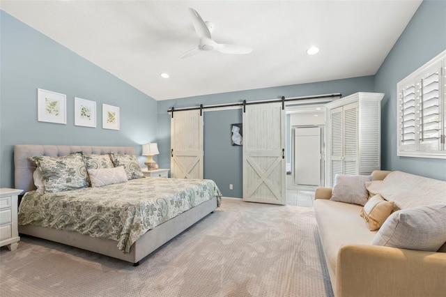 bedroom featuring recessed lighting, a barn door, carpet floors, and ceiling fan