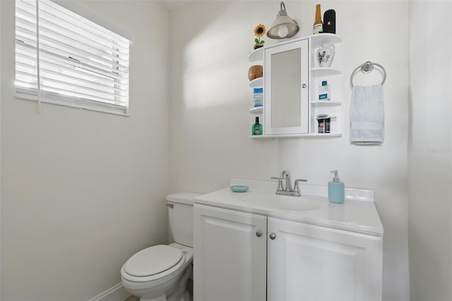 1211 E Camellia Dr, Brandon, FL 33510 - half bathroom featuring toilet and vanity