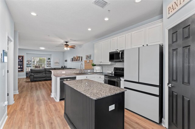 7240 102nd Ln, Seminole, FL 33772 - photo 2