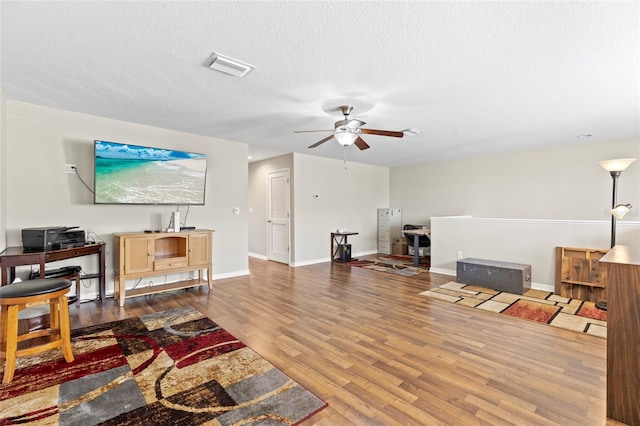 12919 Whittington Ct, Largo, FL 33773 - photo 18