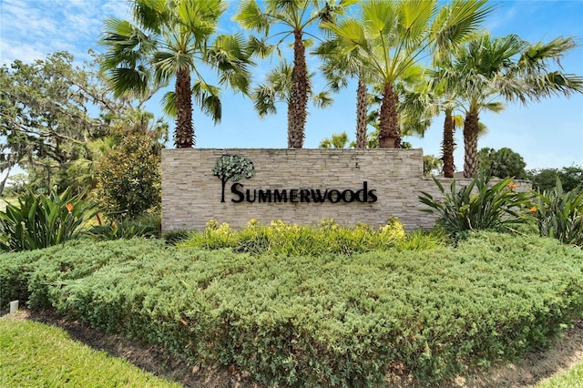 view of community / neighborhood sign