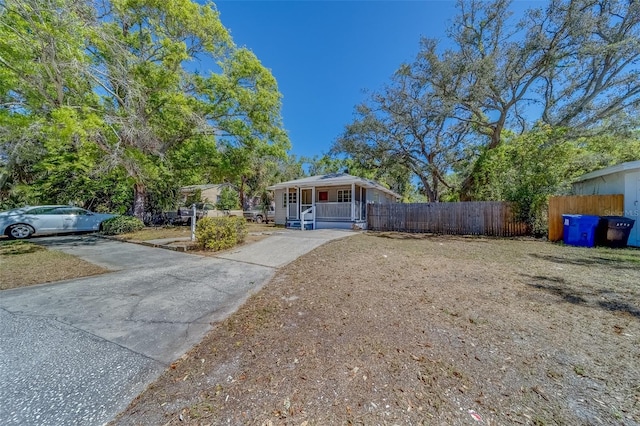 2340 Kingston St S, Saint Petersburg, FL 33711 - photo 1