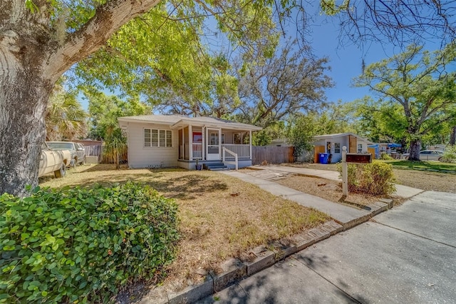 2340 Kingston St S, Saint Petersburg, FL 33711 - photo 3