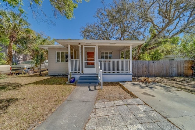 2340 Kingston St S, Saint Petersburg, FL 33711 - photo 4