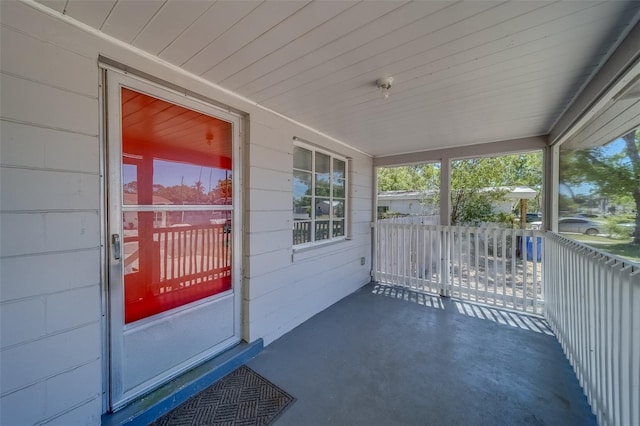 2340 Kingston St S, Saint Petersburg, FL 33711 - photo 6