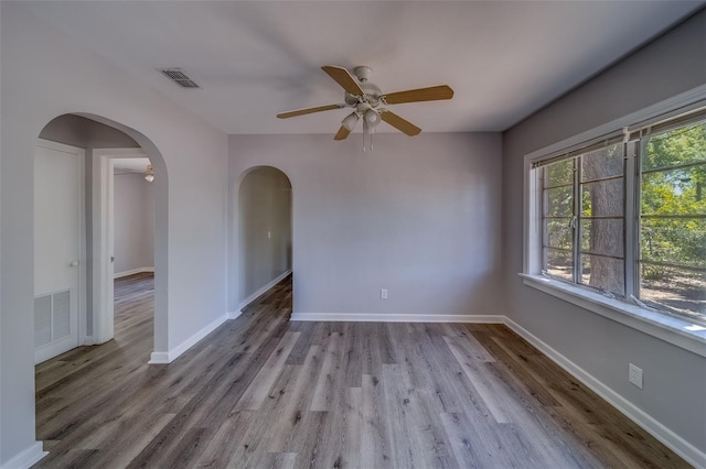 2340 Kingston St S, Saint Petersburg, FL 33711 - photo 10