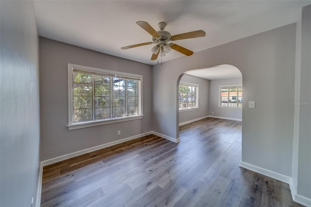 2340 Kingston St S, Saint Petersburg, FL 33711 - photo 12