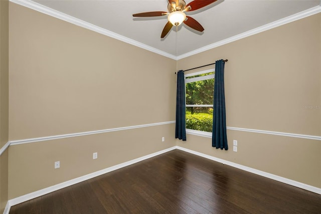 unfurnished room featuring dark wood-type flooring, ornamental molding, baseboards, and ceiling fan