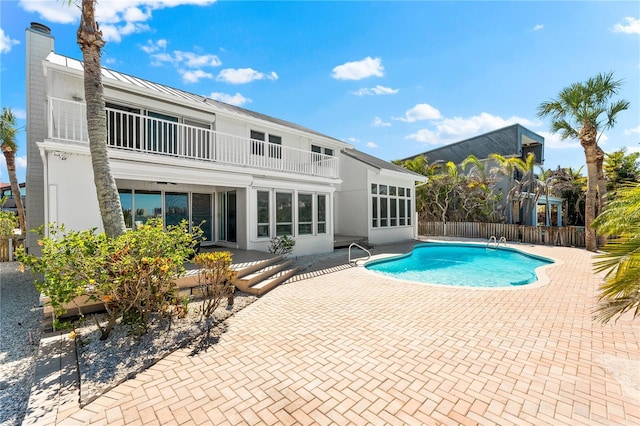 517 Belle Isle Ave, Belleair Beach, FL 33786 - view of pool featuring a fenced in pool, fence, and a patio area