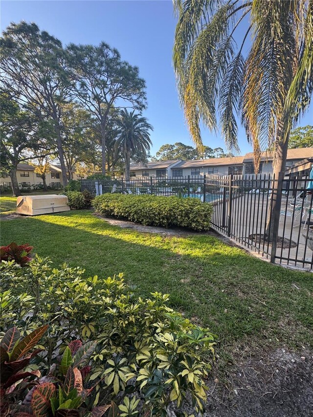 3046 Eastland Blvd Unit J106, Clearwater, FL 33761 - view of yard