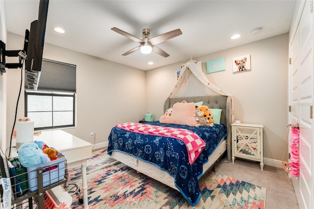 bedroom with recessed lighting, baseboards, and ceiling fan