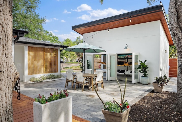 view of patio / terrace with outdoor dining space