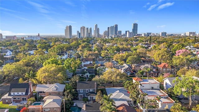 drone / aerial view with a view of city