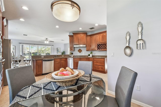 dining space featuring visible vents, baseboards, ceiling fan, light tile patterned floors, and recessed lighting