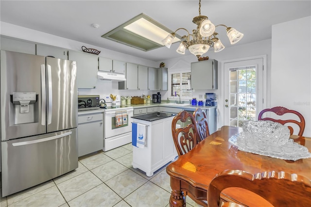 7016 2nd St N, Saint Petersburg, FL 33702 - photo 8