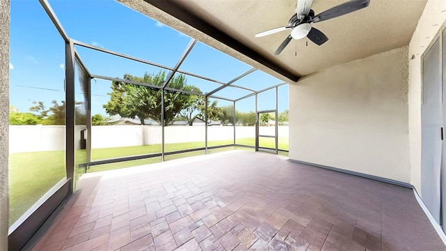 5324 Moon Shell Dr, Apollo Beach, FL 33572 - unfurnished sunroom featuring a ceiling fan