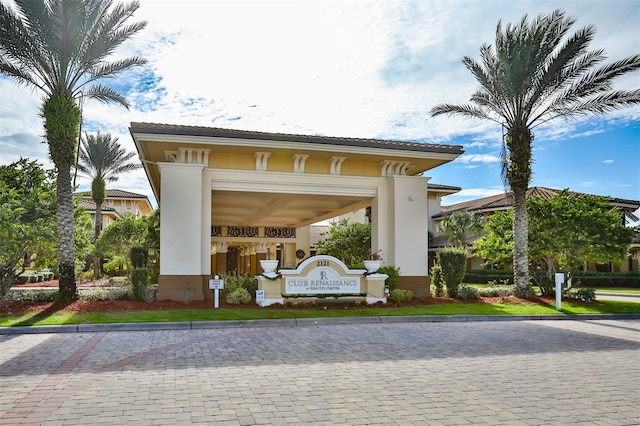 807 Chipper Dr, Sun City Center, FL 33573 - view of property's community