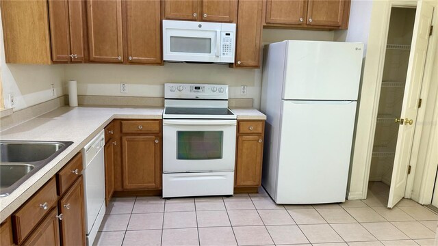 4133 Bismarck Palm Dr, Tampa, FL 33610 - photo 6