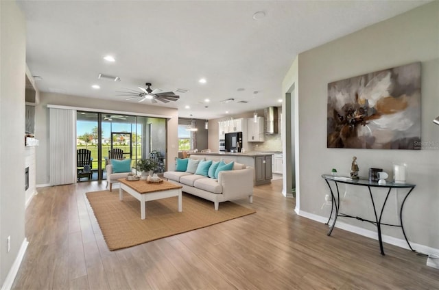 8100 Olive Brook Dr, Wesley Chapel, FL 33545 - photo 10