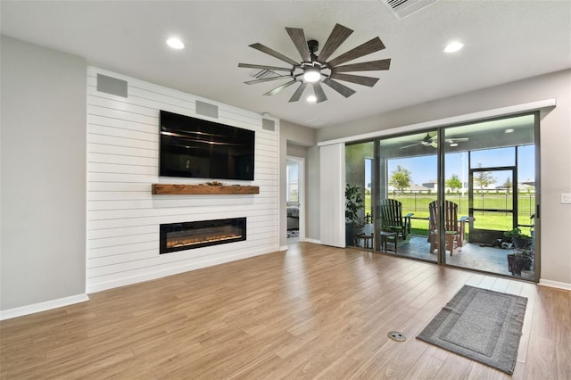 8100 Olive Brook Dr, Wesley Chapel, FL 33545 - photo 14