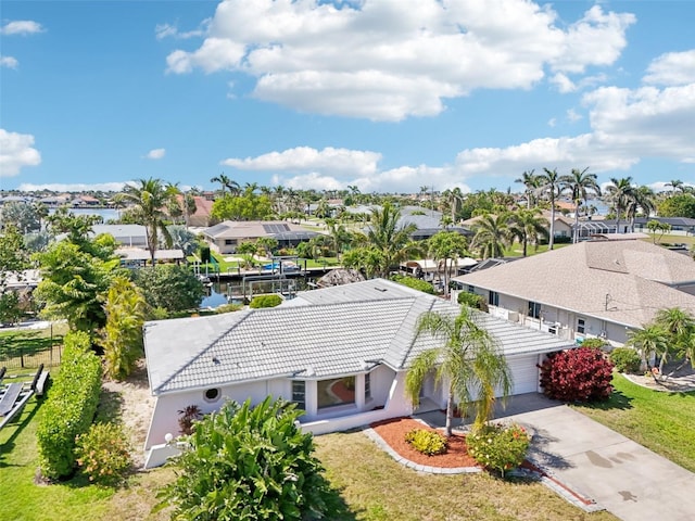 bird's eye view with a residential view