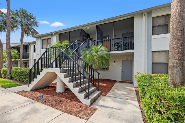 1986 Pelican Landing Blvd Unit 1514, Clearwater, FL 33762 - view of building exterior with stairway